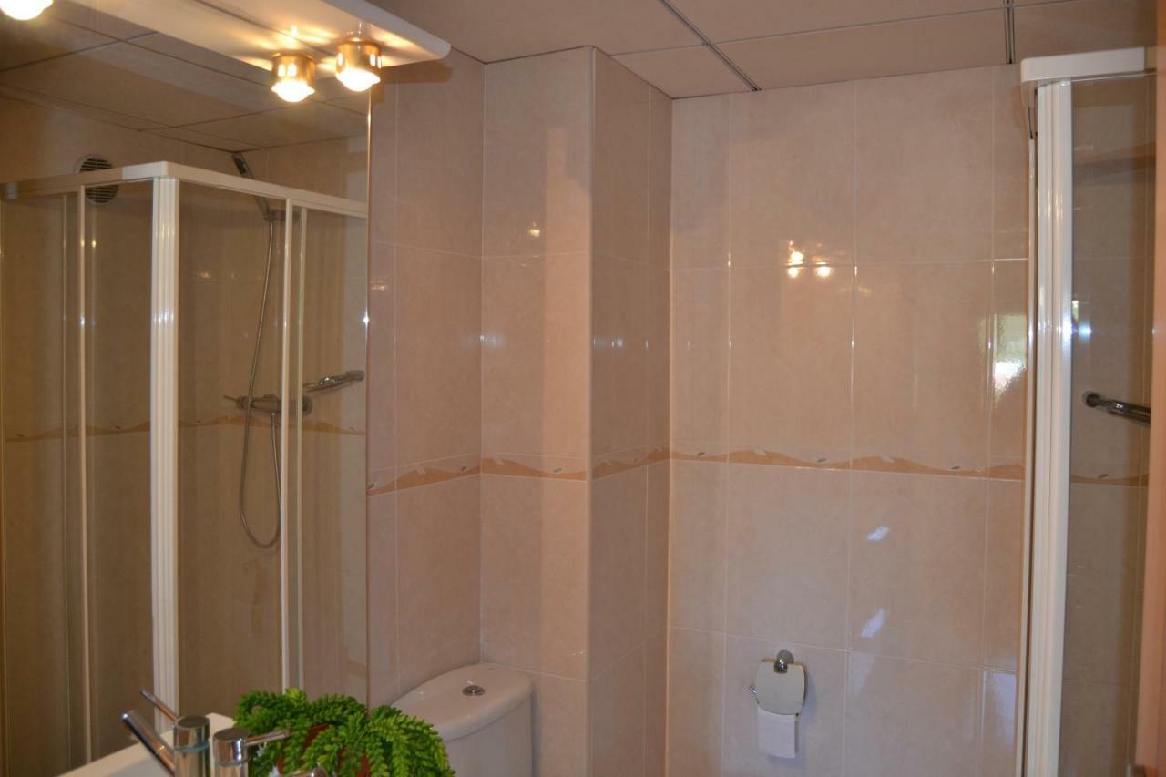 Luminoso Y Amplio Apartamento En Salou Con Piscina Apartment Ngoại thất bức ảnh