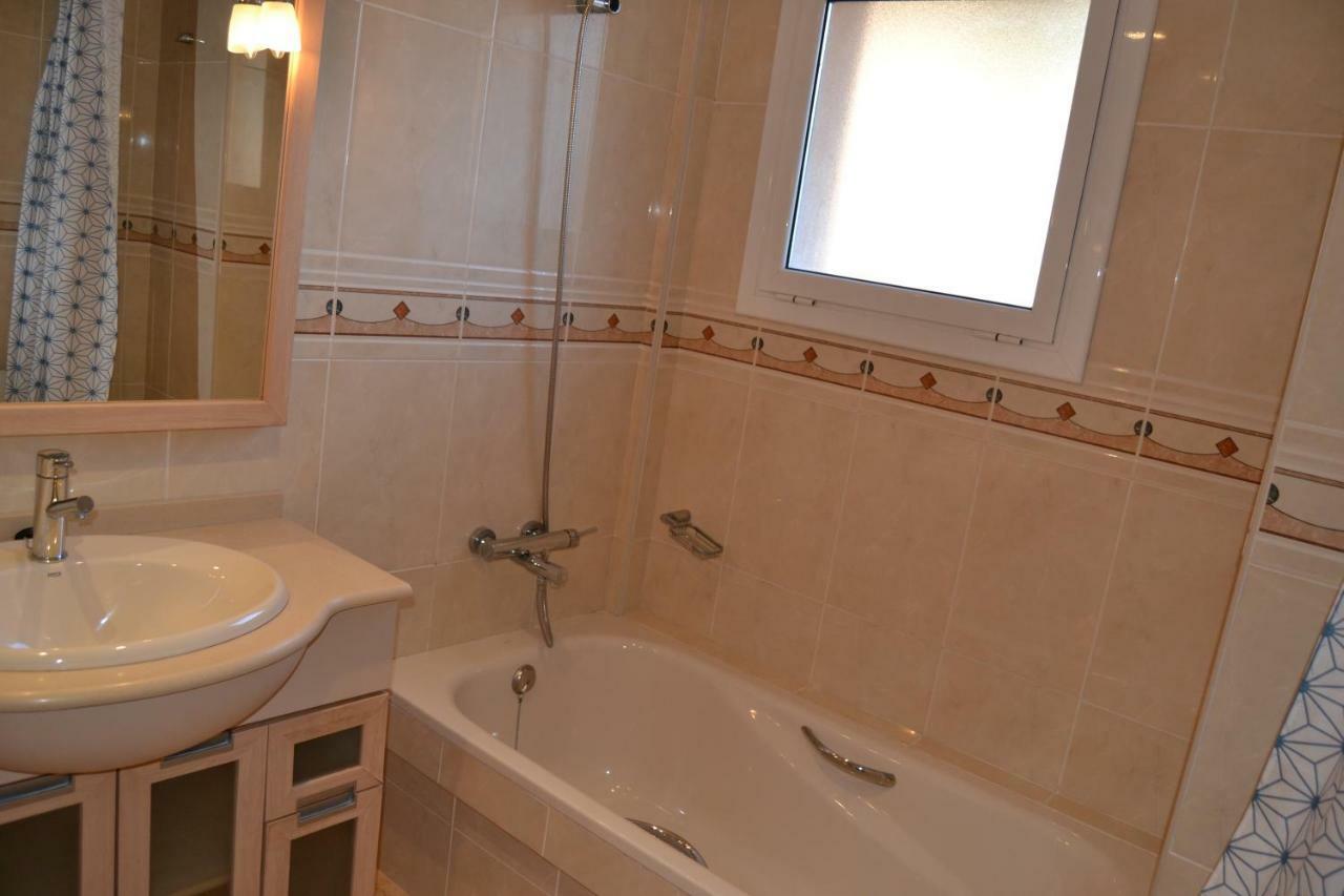 Luminoso Y Amplio Apartamento En Salou Con Piscina Apartment Ngoại thất bức ảnh